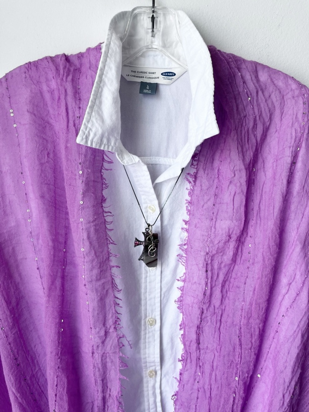 Lightweight Lavender-Colored Wrap and Infinity Scarf with Subtle Sequin Details - Picture 2 of 10